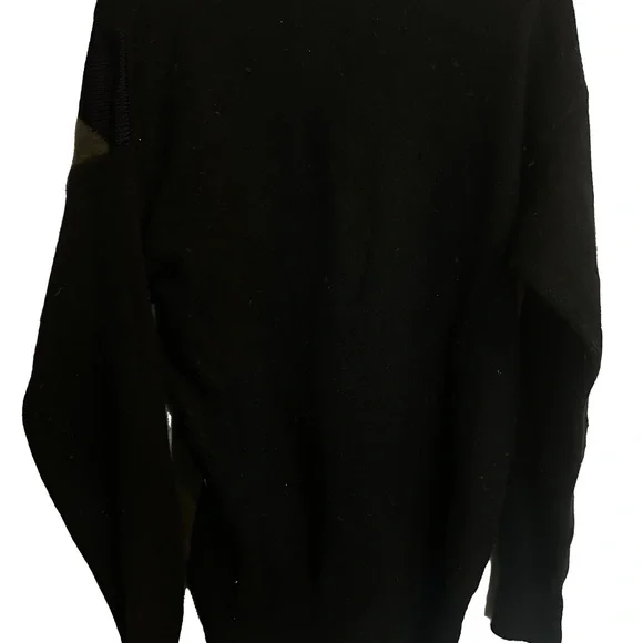 Danier Patterned Sweater - Picture 2 of 2